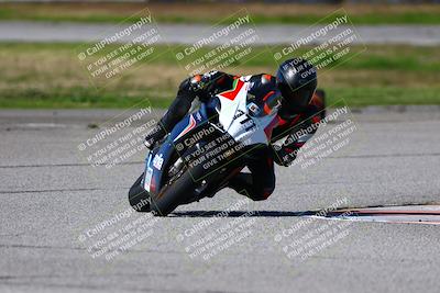 media/Jan-21-2023-Fastrack Riders (Sat) [[fcf3f88a30]]/Level 3/Session 4 Turn 6-Mountian Shot/